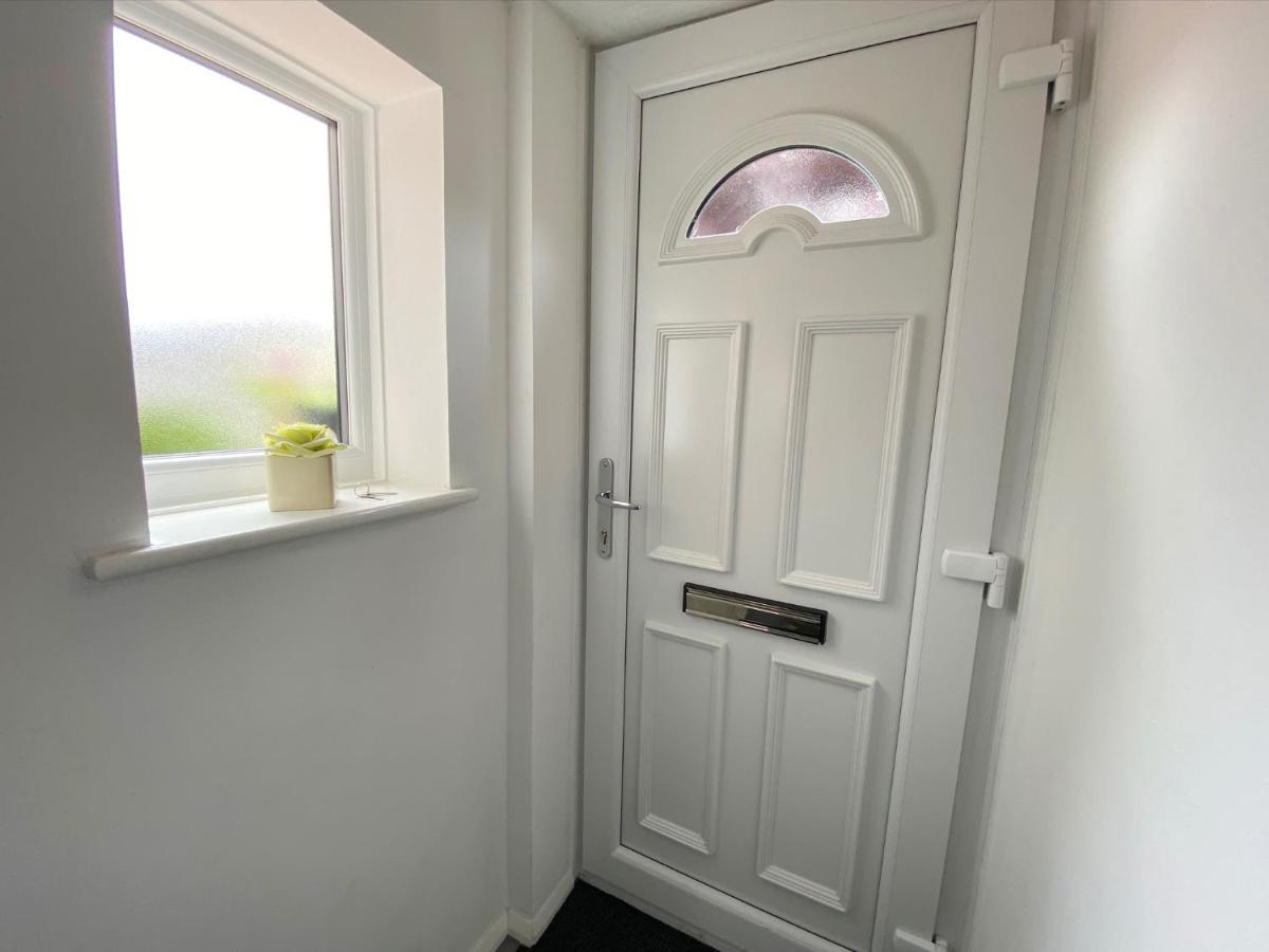 2 Bedroom Private House Near Bedford Town And Train Station Eksteriør billede